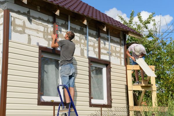 Cost of Handyman Siding Repair in Ellicott City