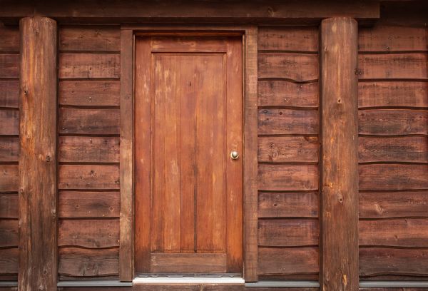 Log Cabin Siding Installation in Ellicott City