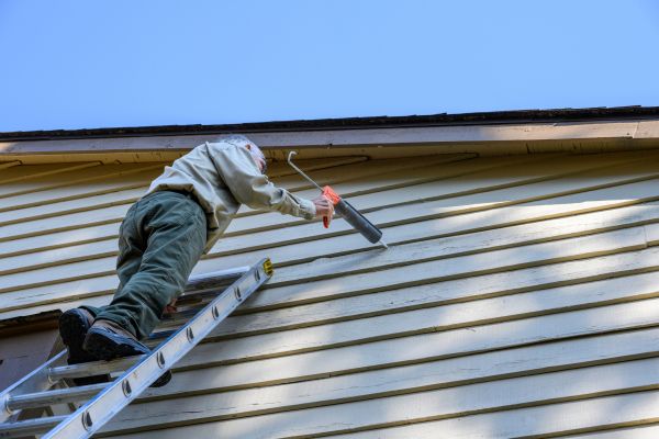 Cost of Vinyl Siding Caulk Repair in Ellicott City